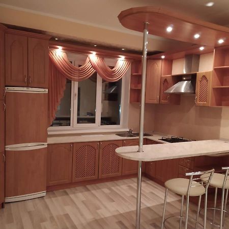 Двухкомнатная Квартира С Кухней Студией Бровары. Zewnętrze zdjęcie